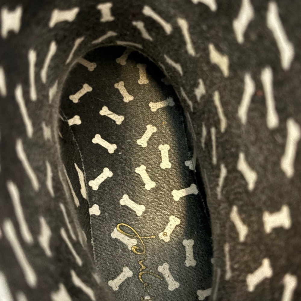 Joules Black Rain Boots with Dog Print and Red Soles - Picture 5 of 7
